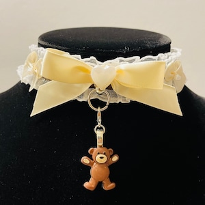 Teddy bear hugs choker| dark brown teddy bear necklace