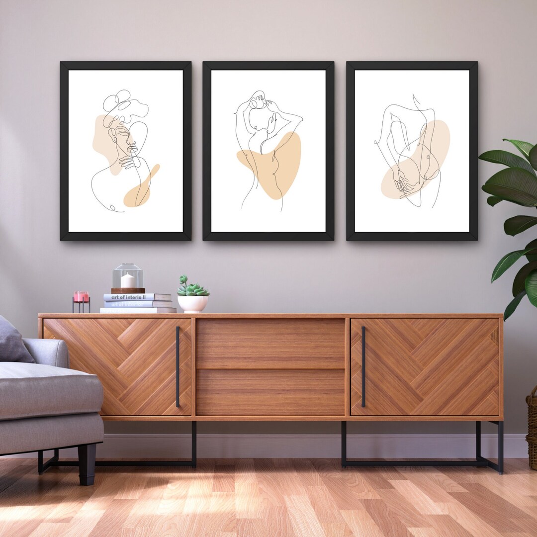 Woman's Delicate Lines Wall Art