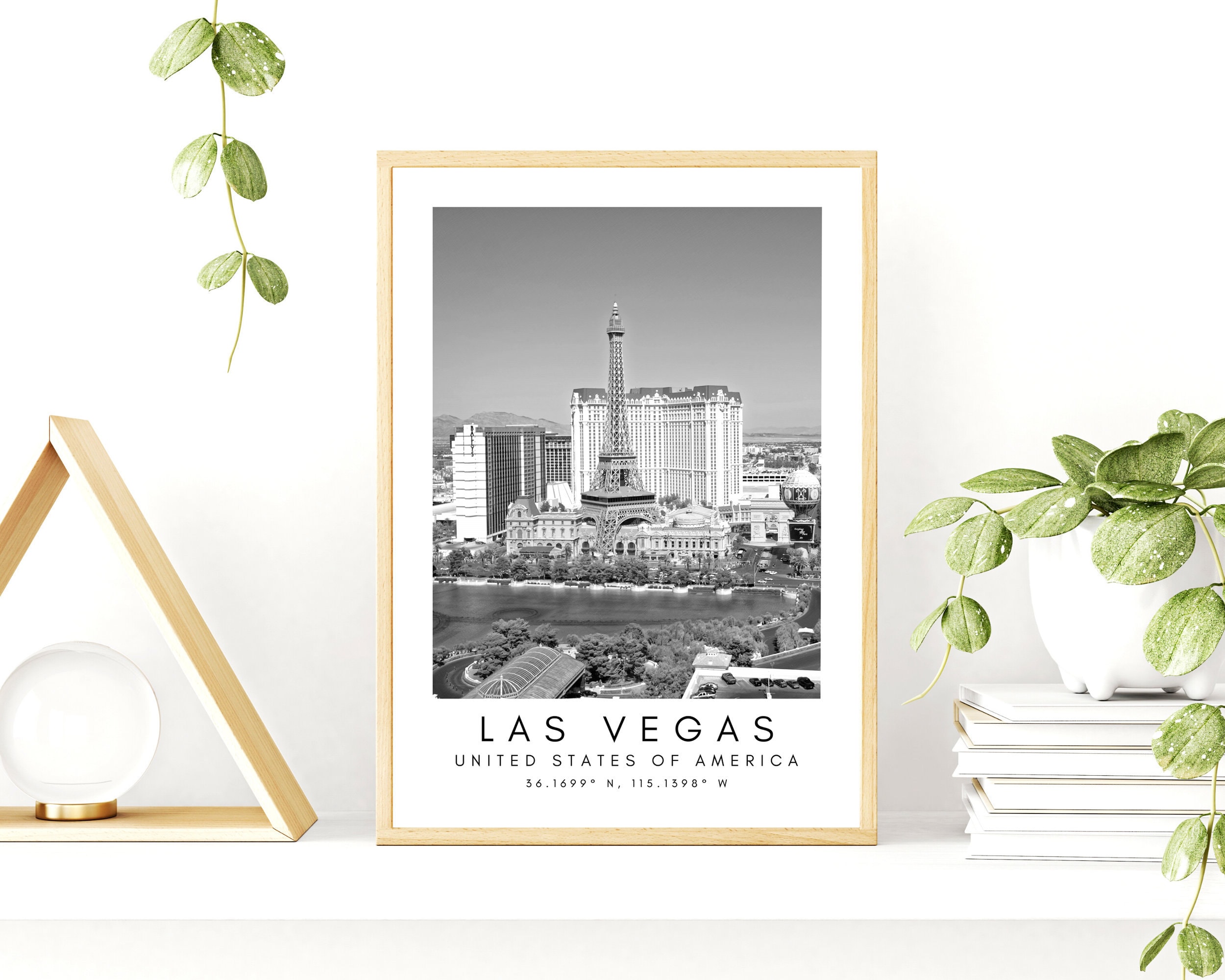 Las Vegas Travel Print Vegas Poster Unique Wallart Decor Etsy