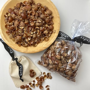 Organic Soap nuts - All natural laundry Soapberries - 100% sustainable - 500g - + a cotton wash bag