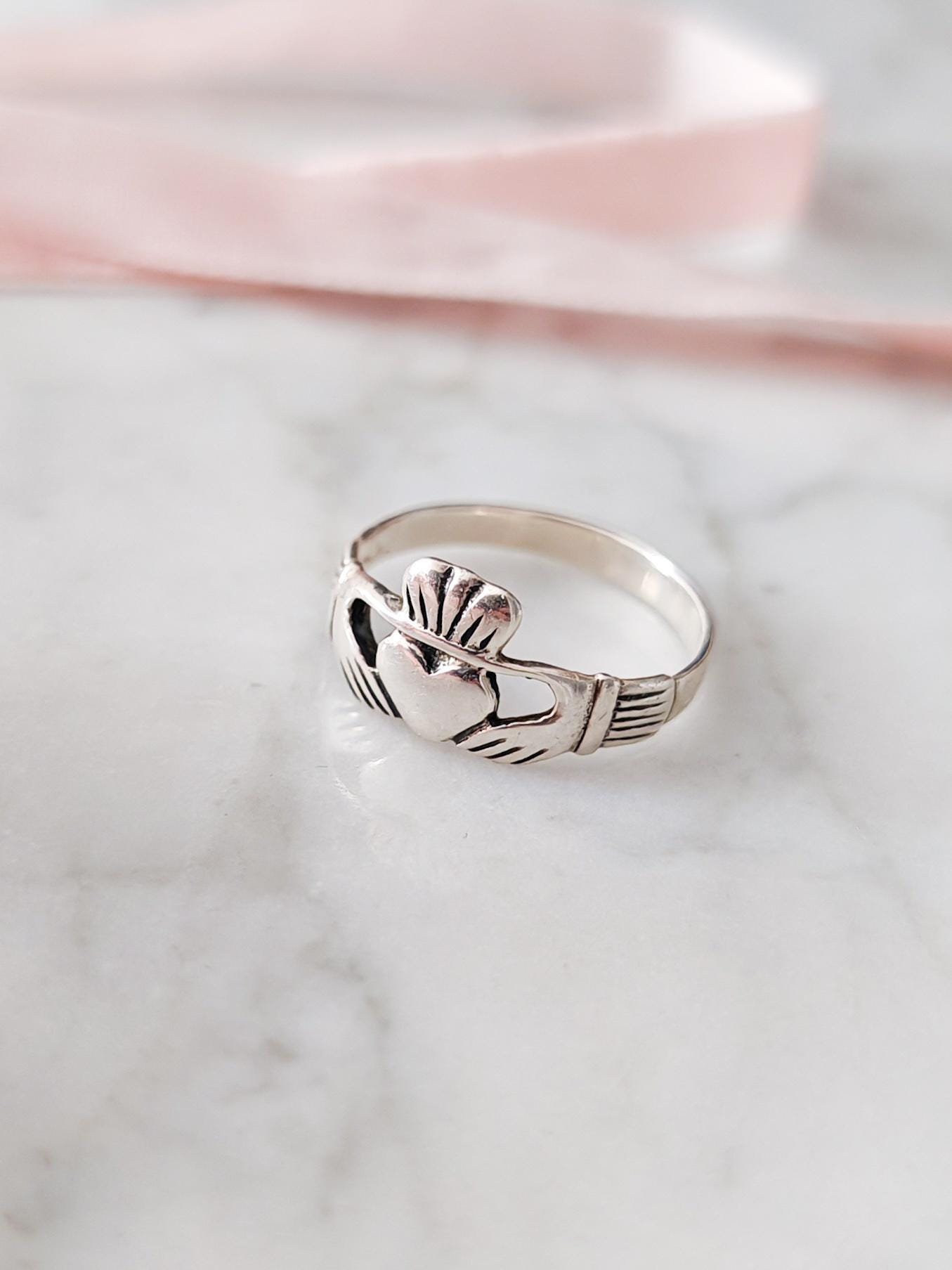 Bague Ancienne En Argent Massif - Modèle #A12.5, Occasion, Vintage