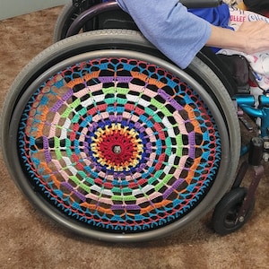 PDF DIGITAL Crochet Pattern Wheelchair Wheel Cover Gift for Wheelchair Friend Wheelchair Decoration Crochet Wheel Mandala Wheel Fractal Snap