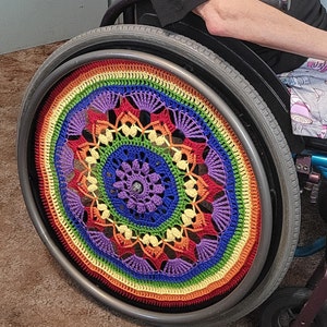 PDF DIGITAL Crochet Pattern Wheelchair Wheel Cover Gift for Wheelchair Friend Wheelchair Decoration Crochet Wheel Mandala Wheel Fractal Snap