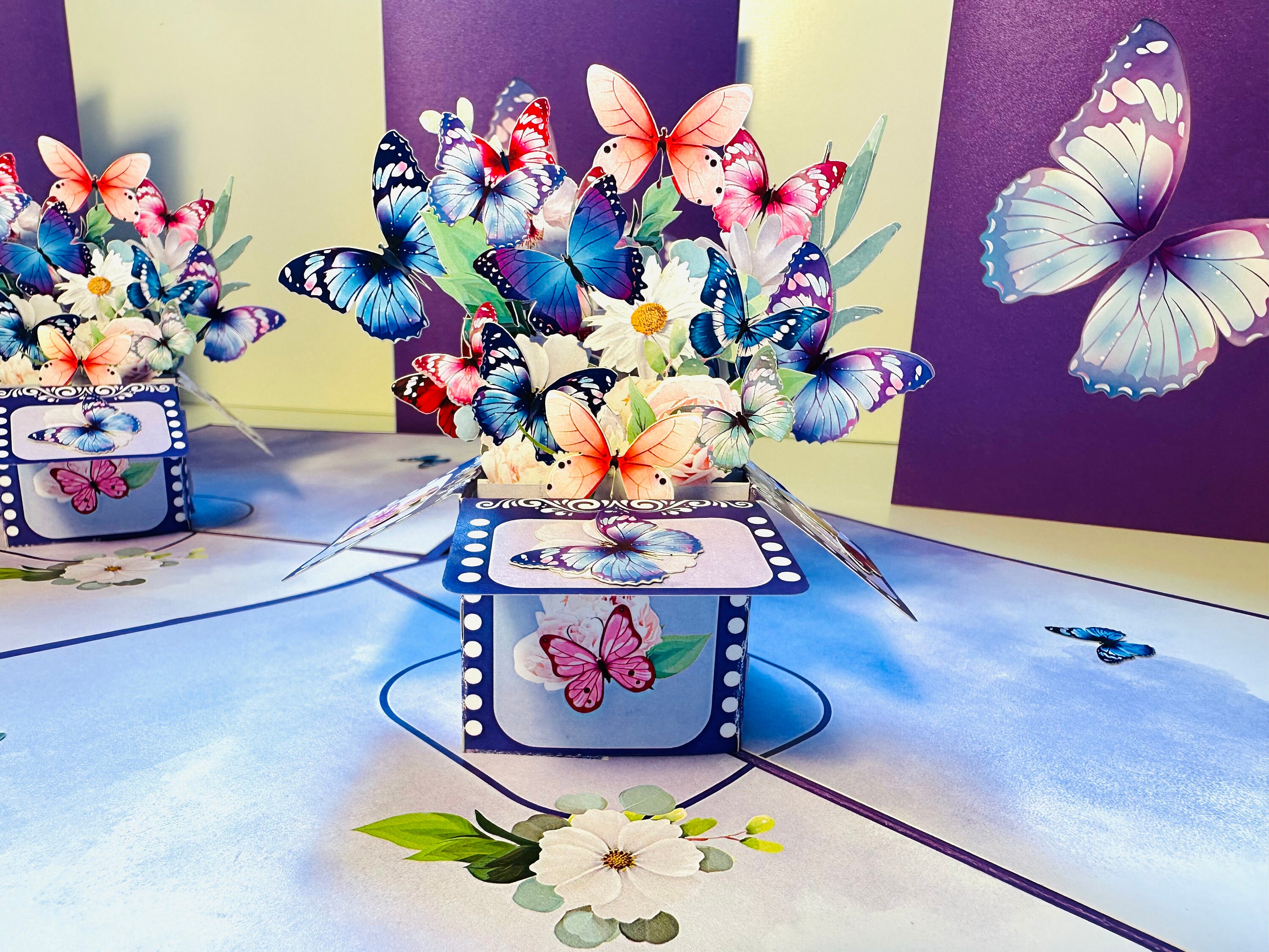 Gorgeous Magic Flying Butterfly Gift Box 3D Pop up Greeting Card Happy ...