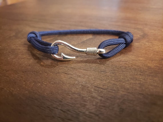 Antique Silver Fish Hook Bracelet | Adjustable Paracord Bracelet