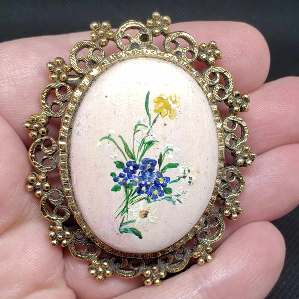 Vintage Flower Pin | Cameo Style Brooch | Hand Painted Floral Pin Pendant | Vintage Jewelry | Flower Brooch | Floral Gifts for Her