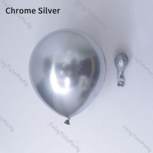 Kit de guirnalda de globos de fútbol de 99 piezas / Decoración para fiesta de cumpleaños de fútbol / Globos de fútbol cromados azul y plateado para fiestas infantiles imagen 6