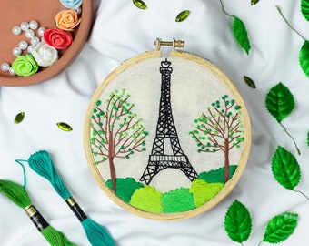 Paris Eiffel Tower hand embroidery design, landscape embroidery hoop, 5 inch hoop, house warming gift, hoop wall art, landscape wall decor