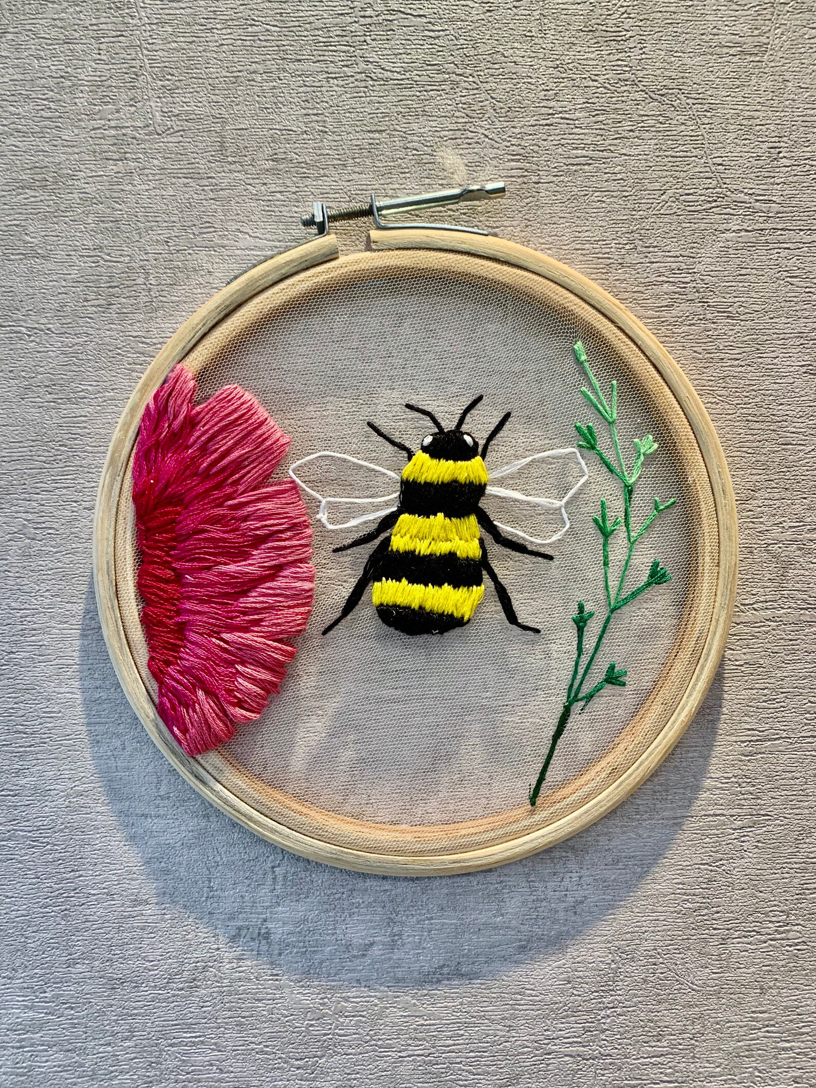 Floral Hand Embroidery Bee Hoop / Bee Embroidery Art / Hand Etsy