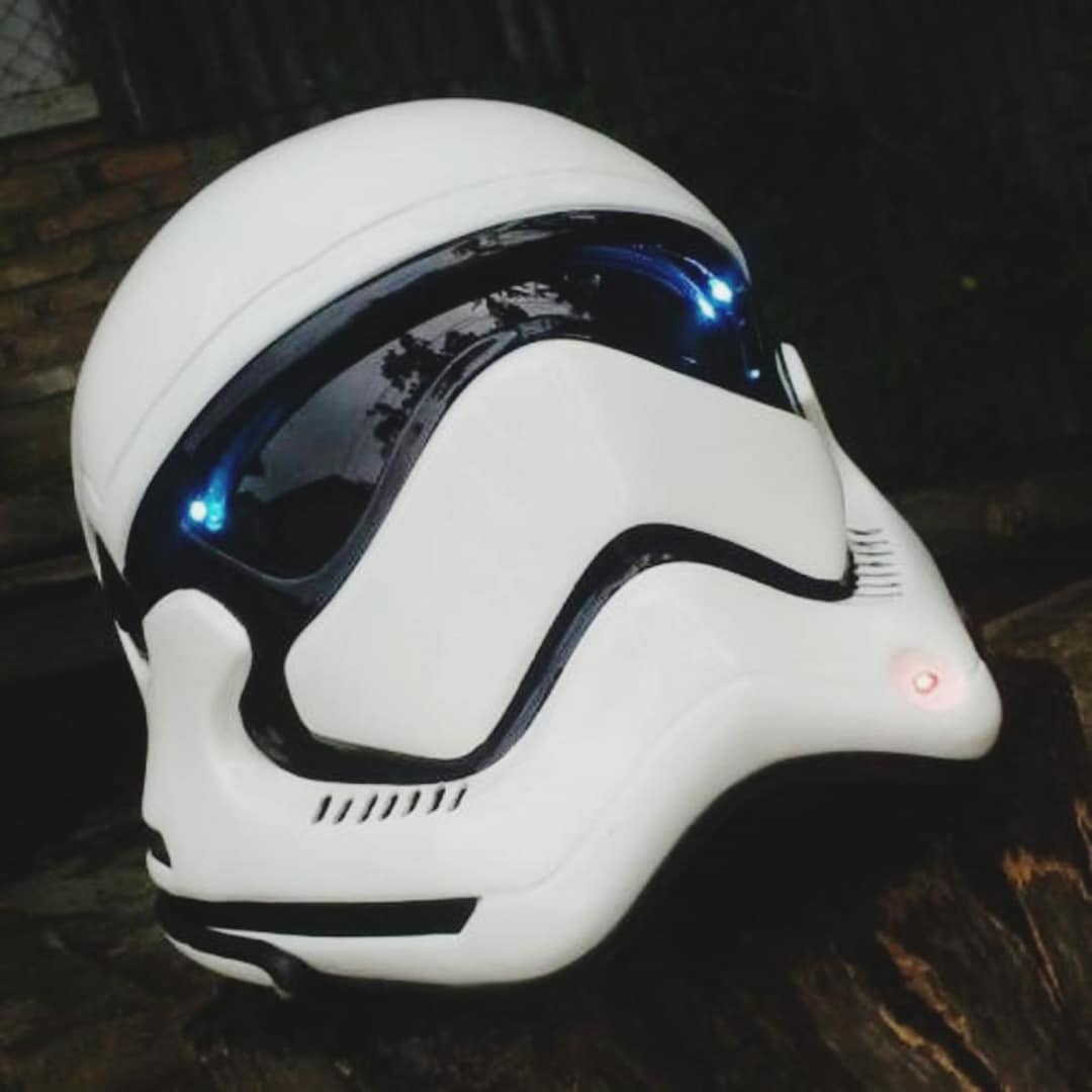 dot certified stormtrooper motorcycle helmet Stormthrooper White Classic Helmet Custom, for Motorcycle. DOT & ECE  Approved