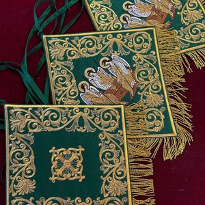 Orthodox Priest Palitsa Epigonation With The Cross, Green Gold