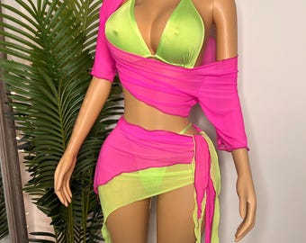 Traje de baño, pareo de malla, bikini, ropa de resort, atuendo de playa, vacaciones, fiesta rave, festival