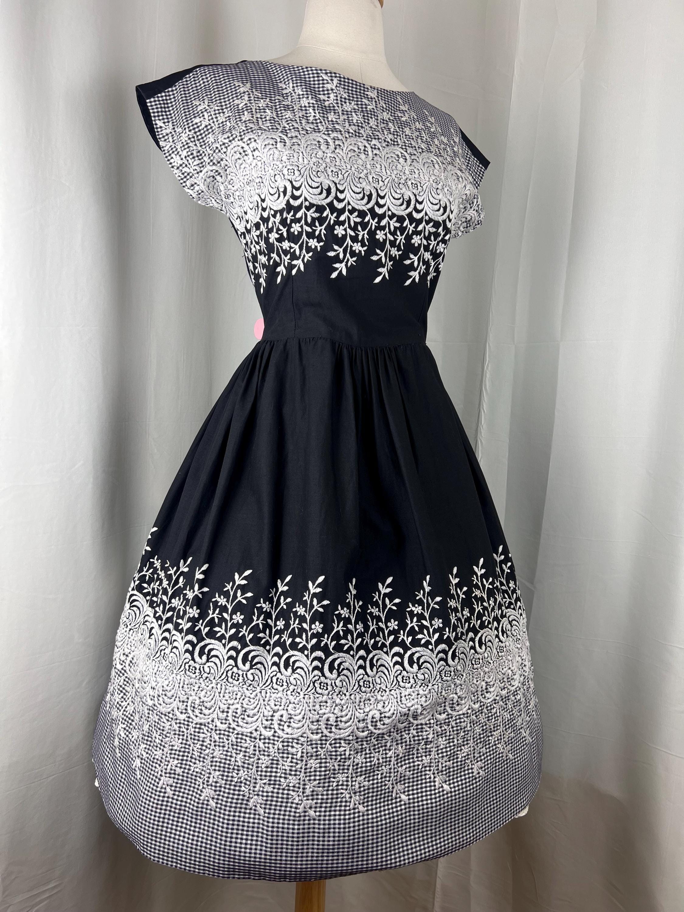 lace elegant funeral dresses Elegant Long Sleeve Backless Mini Dress – Nyzzle main image 1
