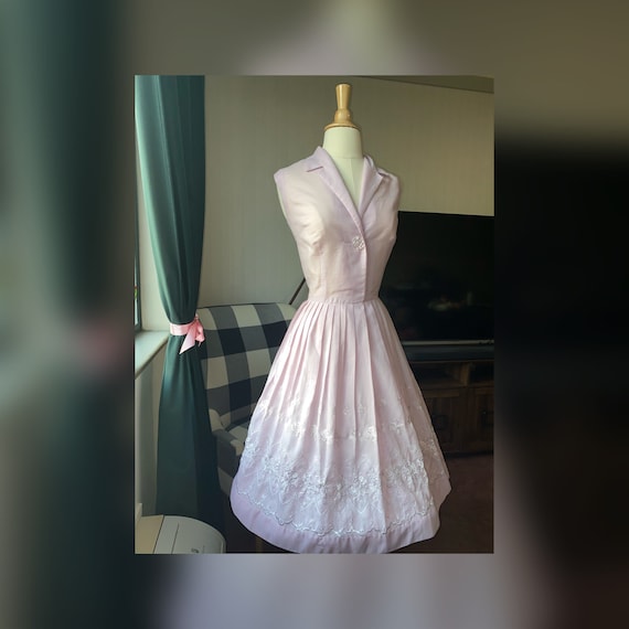 1950s Lilac Lavender Dress, 50s Lace Dress, 50s Pu