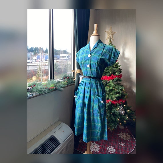 1950s Small Plaid Day Dress
