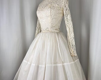 jaren 1950 crème chiffon jurk, jaren 1950 witte chiffon jurk, jaren 1950 feestjurk, jaren 1950 beige chiffon jurk, jaren 1950 trouwjurk, jaren 1950 kanten jurk