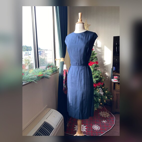 1950s Small Navy Blue Wiggle Dress