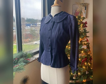 1940s Small Leslie Fay Navy Blue Cropped Jacket