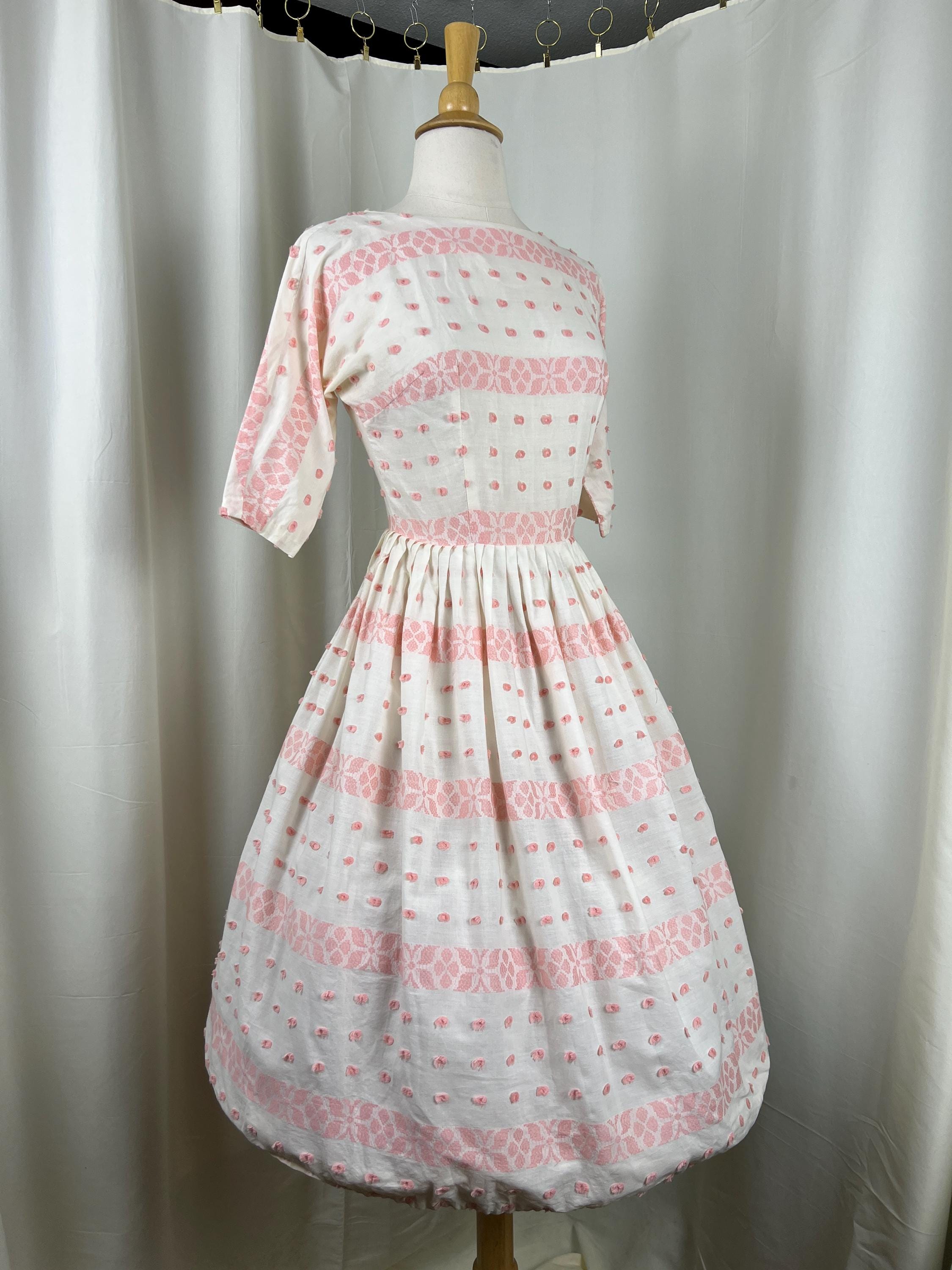 pink 1950s dress 50s Appliqu - Medium Stand out from the crowd with Dadarias unique and eye Akklian Women's 1950s Pink Hepburn