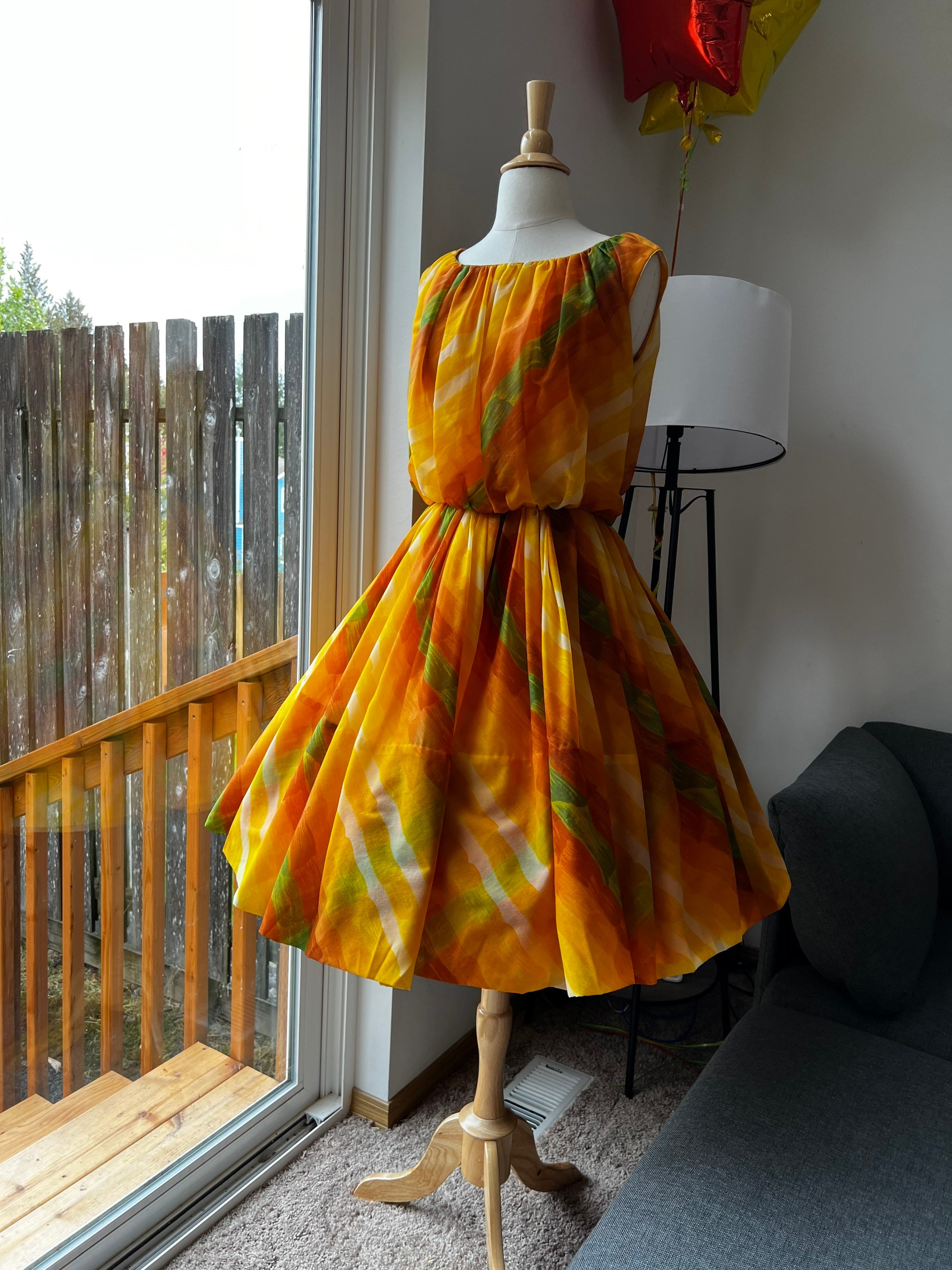 1950s / 1960s Autumn Chiffon Dress
