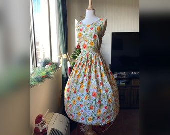 1950s Small Yellow and Orange Rose Print Day Dress, 50s Floral Rose Dress