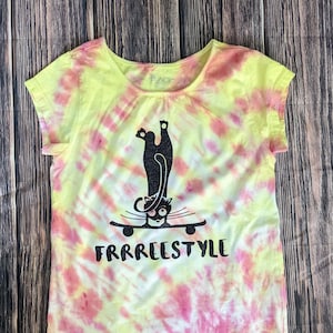 Youth Medium 7/8 Tie Dye Freestyle Cat Short Sleeve T Shirt