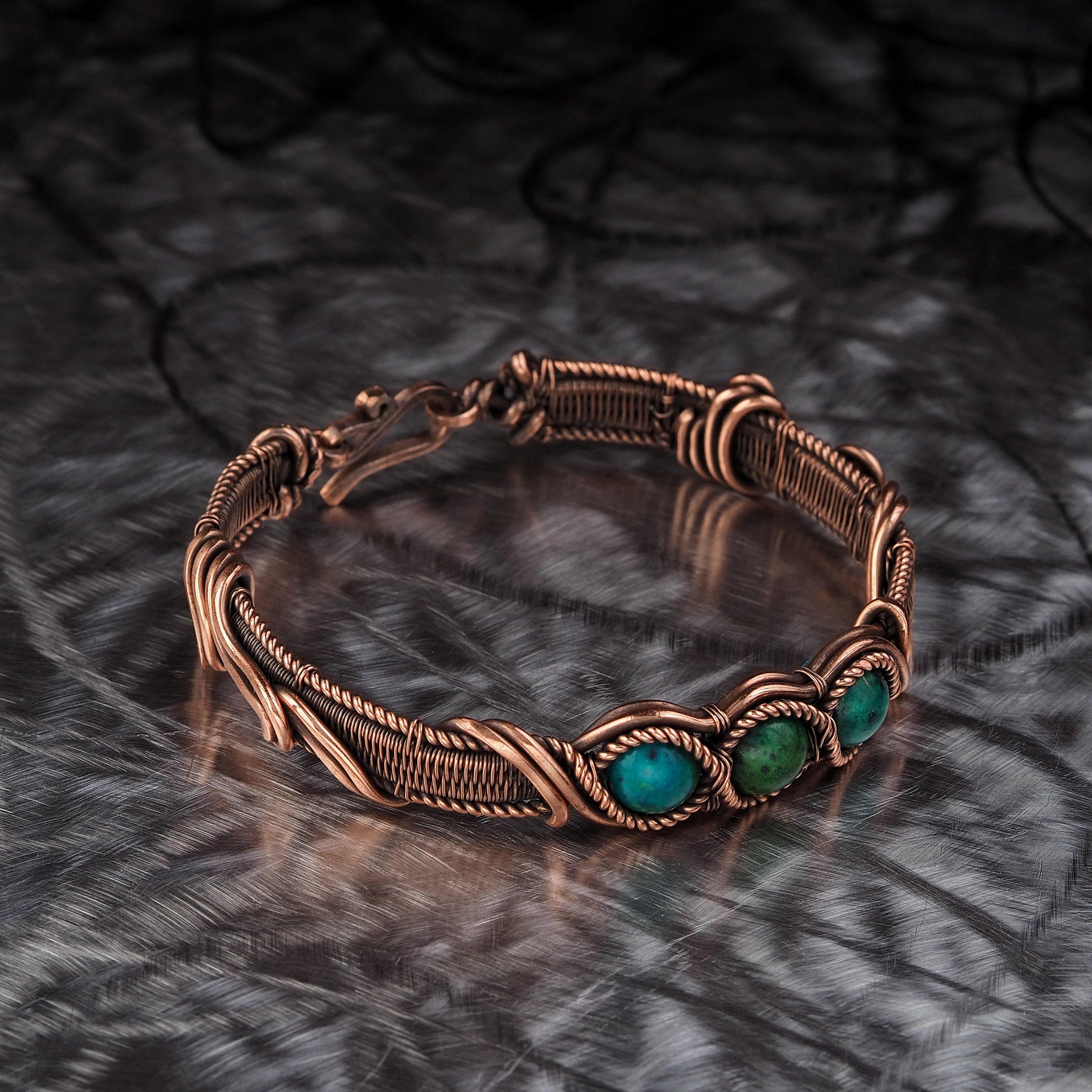 Copper bracelet with сhrysocolla / Wire wrapped bangle / 7th Etsy