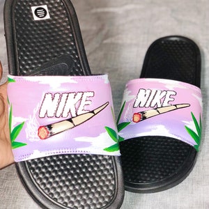 nike sandals for stoners