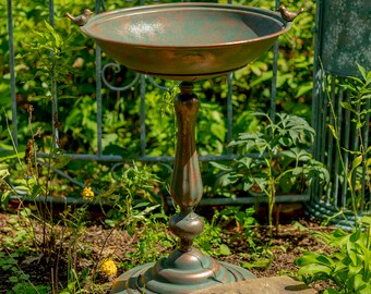 Iron Birdbath with Bird Details with Bronze/Verdi Green Finish