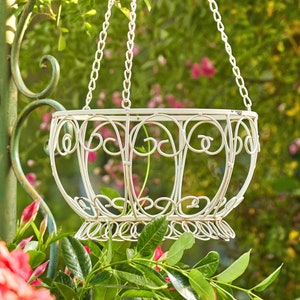 Set of 2 Iron Hanging Planters- Available in Bronze and White