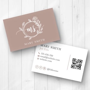Visitekaartjes bedrukt met bloemenkrans | Elegant vectorontwerp | Dubbelzijdig | Logo en sociale media toevoegen | Gepersonaliseerde visitekaartje