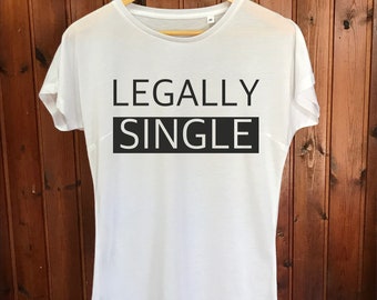 Funny Divorcee Shirt | I am single T-shirt