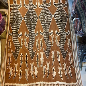 P004 Awesome Dayak Iban Charm Ritual Old Pua Kumbu Ikat Sarawak Borneo