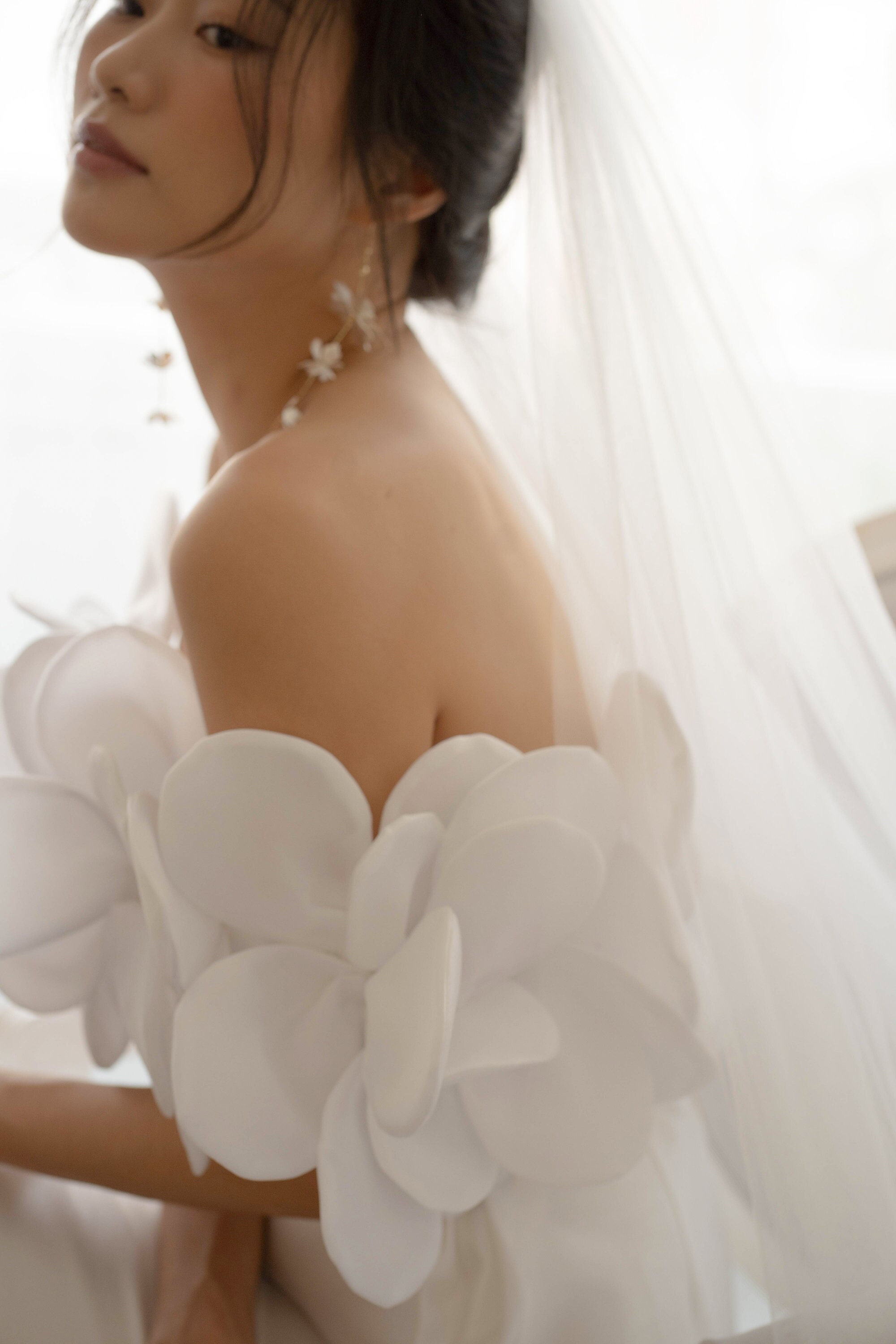 Wedding Detachable Flare Sleeves With 3D Flowers Lace DG109 main image 0
