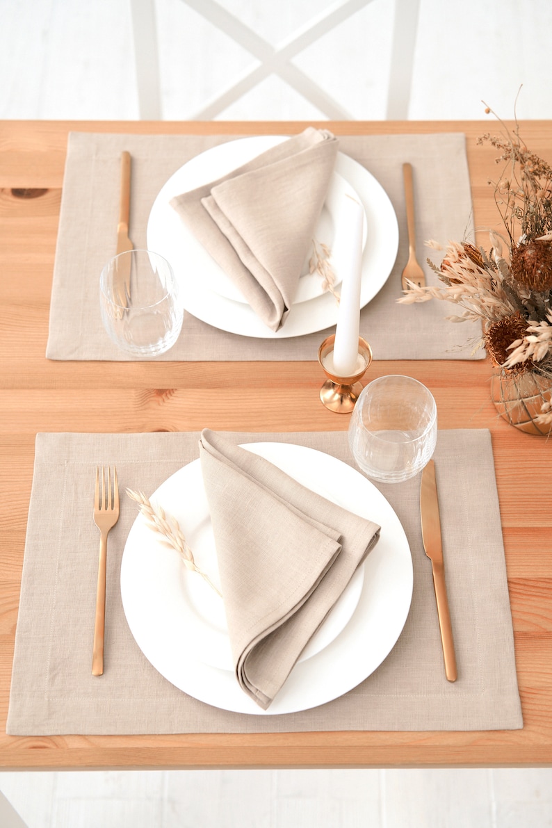 Nappe en lin beige, serviettes beiges, sets de table beiges. Linge de table carré, rectangulaire pour les tables de mariage image 4