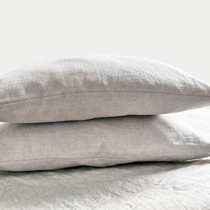 Softened Linen pillowcase with zipper closure, Softened Linen Pillow cover, Linen Pillow cases in 58 colours and 36 sizes, Cushion Cover image 2