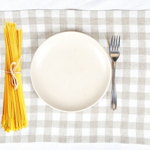 Various Size and Colours Linen placemats. Plaid Linen placemat sets 1, 2, 4. Checkered Linen placemats for table decor