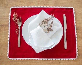 Pom Pom Linen placemats. Linen placemat sets 1, 2, 4. Custom linen placemats for table decor