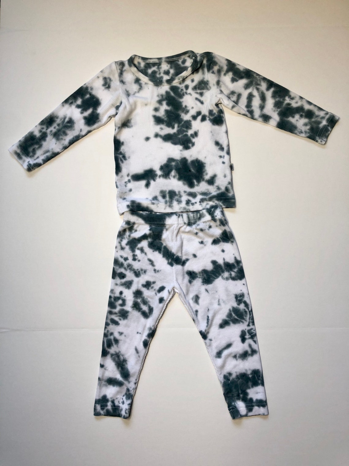Beautiful baby Blue Tie-Dye Pajama Set