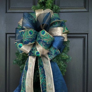 Peacock Tree Topper, Extra Large Peacock Bow, Wired Ribbon, Large Wreath, Banister or Lamppost Bow, Long Streamers, Six 36 inch Streamers