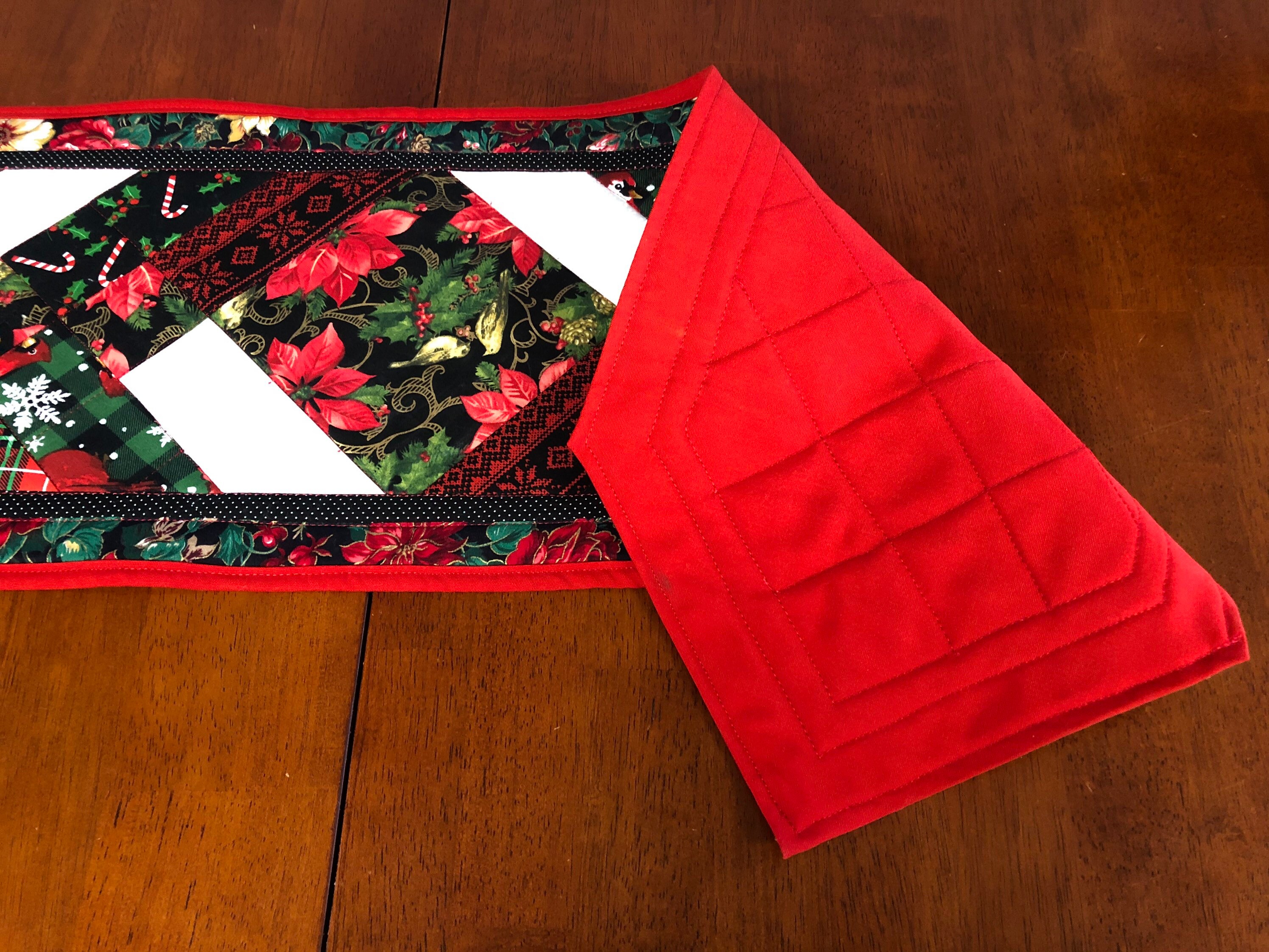 Christmas Friendship Braid Quilted Table Runner Etsy Canada