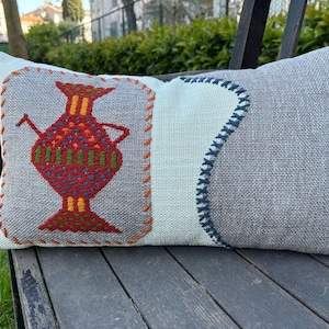 Grauer Kissenbezug, 34cm x 23cm 6cm, Couchkissen, Cremekissen, Saloonkissen, Couchkissen, Art Deco Kissen, Textilkissen