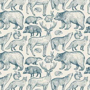 Puede incluir: Un patr&oacute;n sin costuras que presenta una variedad de animales del bosque, incluidos ciervos, osos, zorros, tejones, jabal&iacute;es, ardillas, conejos y erizos. Los animales est&aacute;n dibujados en un estilo vintage con un esquema de color azul y blanco.