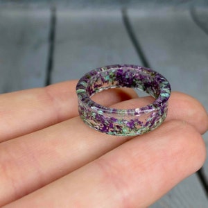 Pressed Flower Ring, Real Flower Ring, Purple and Green Ring, Resin Ring, Stackable Rings, Flower Resin Ring, Botanical Jewellery
