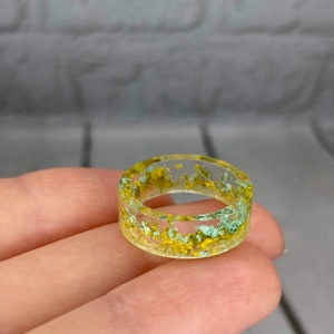Yellow Flower Ring, Pressed Flower Ring, Real Flower Ring, Green Flower Ring, Resin Ring, Stackable Rings, Flower Resin Ring, Botanical