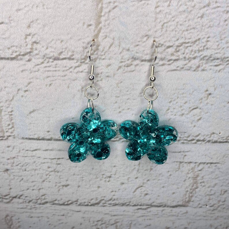 Silver Plated Earrings Chunky Glitter Jewellery Green Flower Resin Earrings
