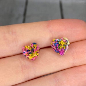 Pressed Flower Earrings, Pink Flower Earrings, Heart Stud Earrings, Resin Earrings, Real Flower, Botanical, Yellow Heart Earrings