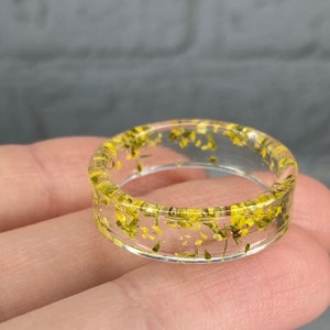 Yellow Flower Ring, Pressed Flower Ring, Real Flower Ring, Resin Ring, Stackable Rings, Friendship Rings, Flower Resin Ring, Botanical