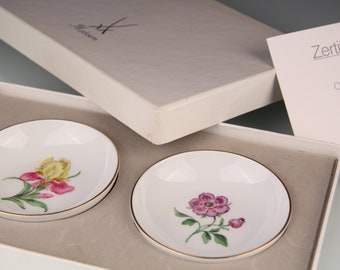 Original Meissen * two small bowls with original packaging * floral painting * 1st quality * MINT CONDITION