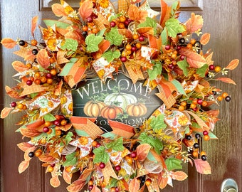 Fall Wreath for Front Door with Pumpkin Theme, Autumn Welcome Wreath in Traditional Colors, Outdoor Fall Front Porch Decor